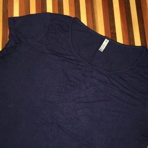 Honey and Lace scoop hemline tee